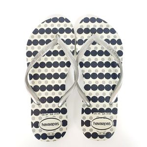 Havaianas silver black and white flip flops NWOT